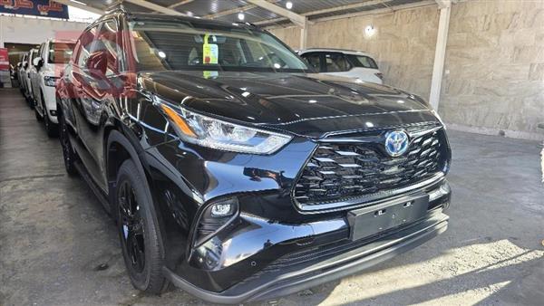 تويوتا هايلاندر 2025 للبيع في العراق -  بغداد